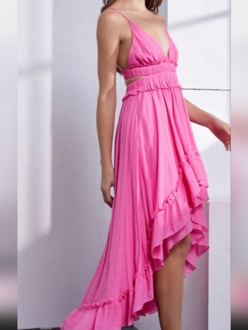 Ruffled open back cut out tiered flair dress